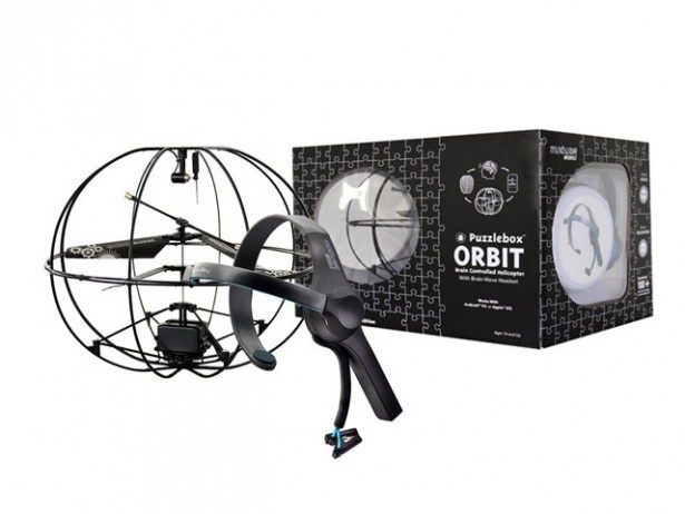 「Puzzlebox Orbit」ラジコン本体の全長は約20cm。操作可能距離は10～15m