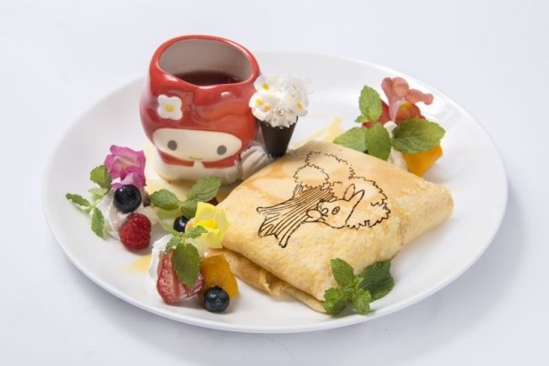 マイメロディのマグカップは持ち帰りができる！渋谷パルコでは、デザートの中で一番人気を集めた「森のマイメロディクレープ オオカミが狙ってるよ!?」(税抜1580円)