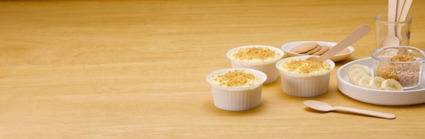 【写真を見る】アメリカ家庭料理の1つであるバナナ・プディングを、ローソンで気軽に！