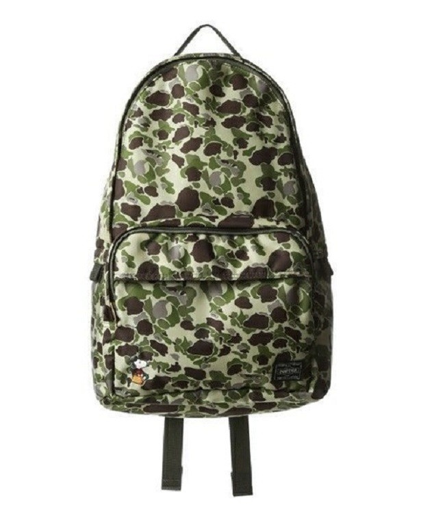 12月上旬から販売の｢DAY PACK CAMO｣(3万7800円)