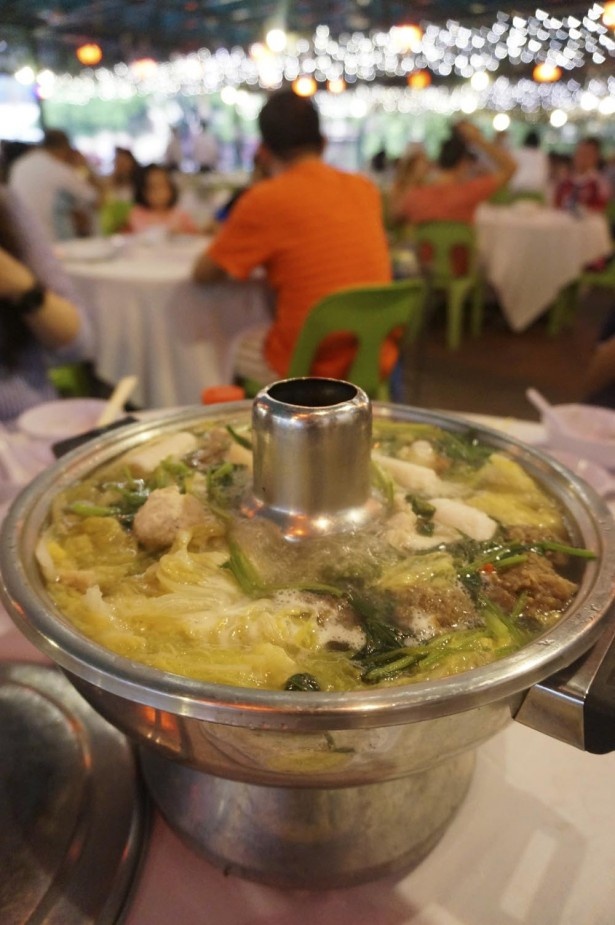 中国の客家料理の代表格と呼ばれるスチームボート。大勢での食事にぴったり！