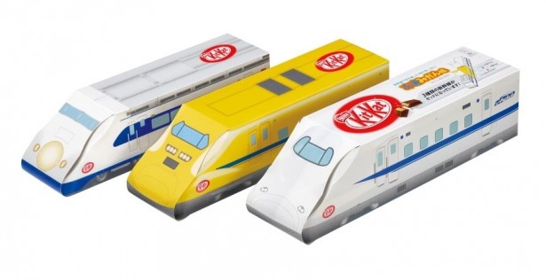 「キットカット ミニ 冷凍みかん味」(12枚入り、税抜1000円)は東京・新大阪間の東海キヨスクのギフト店舗、コンビニ、売店などで販売中
