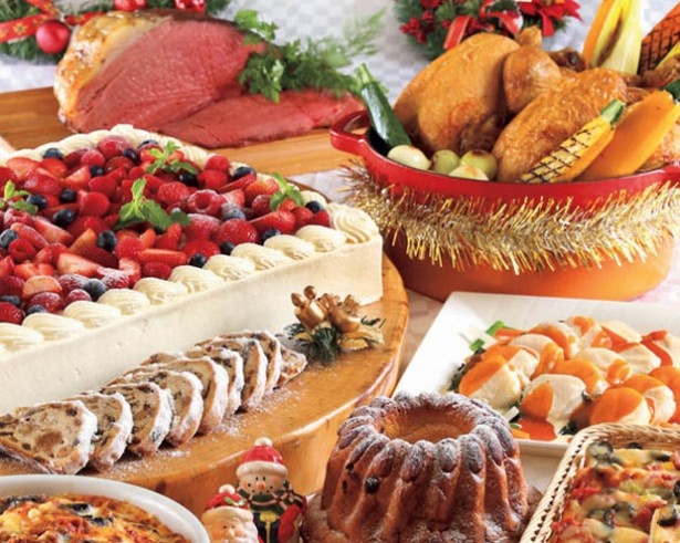 「ビッグクリスマスショートケーキ」など、クリスマス限定のスイーツメニューなども多数。ケーキだけでも数種類あり、クリスマス気分がさらに盛り上がる