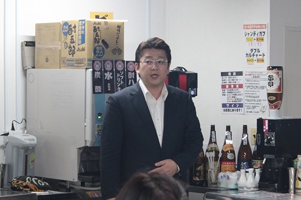 代表取締役の高取氏が、「出身地でもある肥前の牡蠣を存分に堪能してもらいたいと」語った
