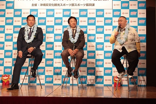 「北谷で峰竜太さんにごちそうになったステーキがおいしかった」と話す松村