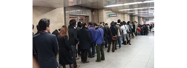 オープン時には200人が並ぶこんな行列も！