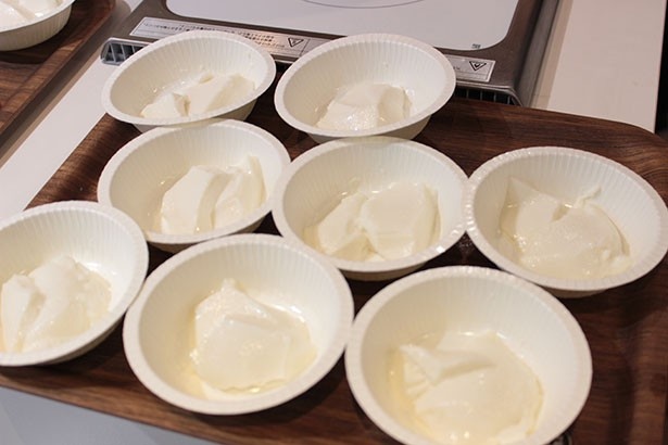 「百白糀ブランマンジェ」は適度な甘味を感じられる