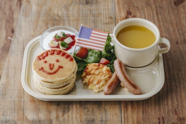 「キッズパンケーキセット」(680円)など、子ども向けのメニューもそろう。ファミリーでの利用もおすすめだ