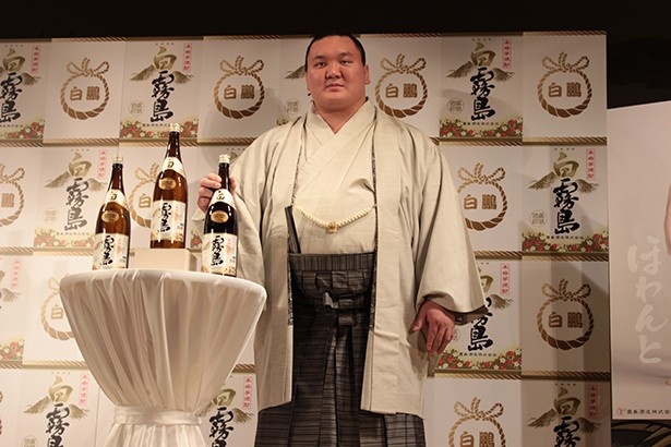 「初場所で早々に新記録を達成したい」と白鵬は優勝宣言