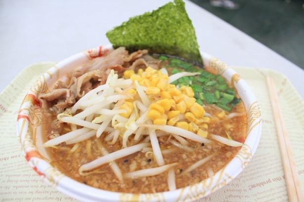ラーメンEXPOには全国の有名店が集結。写真は東京の「東京スタイルみそらーめん ど・みそ」