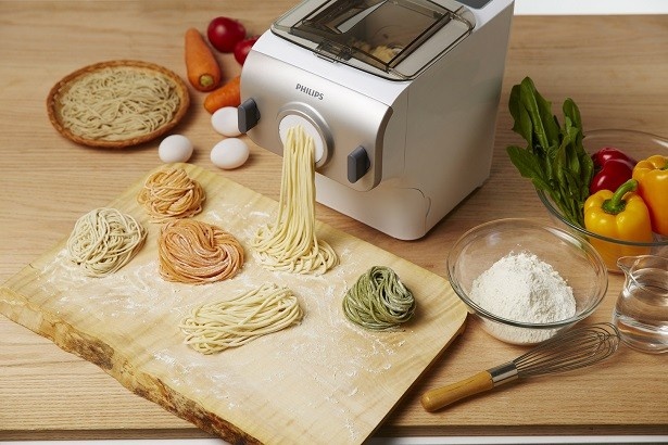 本格的な生麺を自宅で作れる「ヌードルメーカー」が地域を盛り上げる！