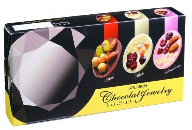 ナッツやドライフルーツをふんだんにトッピングした「ショコラジュエリーVD詰合せ」(希望小売価格・税抜700円)は、まるで宝石のような華やかさ！