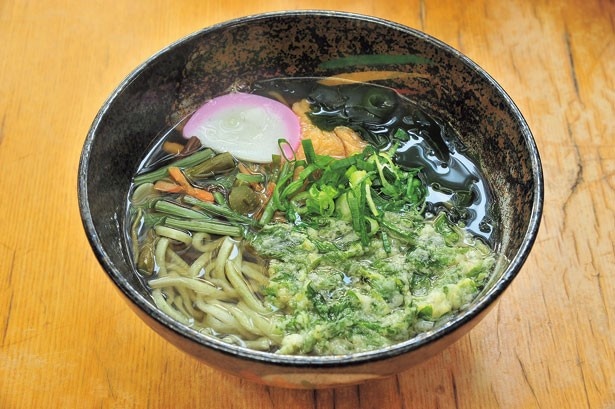 参拝の後はあったかグルメも！