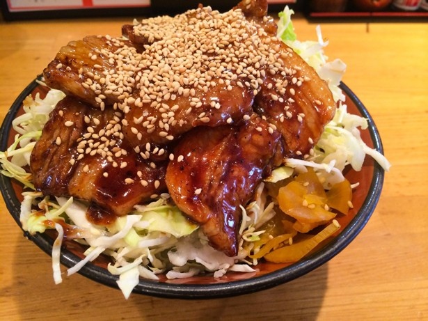 初の全国丼グランプリで、湘南から2店が金賞受賞！