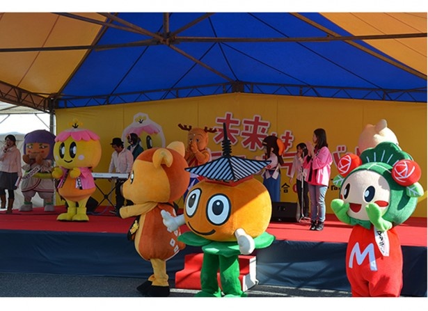 イベント「未来は元気フェスティバル～みくちゃんのおともだち大集合in大和高田～」の模様
