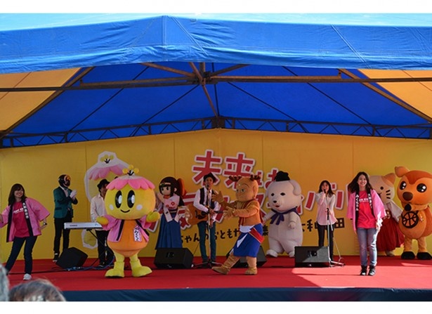 イベント「未来は元気フェスティバル～みくちゃんのおともだち大集合in大和高田～」の模様