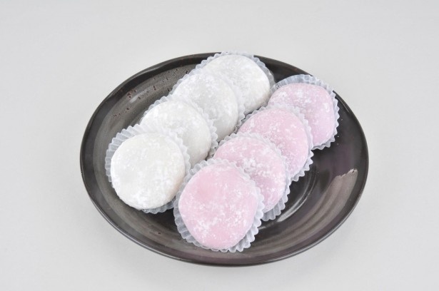 「あんこや紅白大福セット」(1000円)は、世代を問わず親しまれるおいしさ。自慢のつぶあんは厳選した北海道産アズキを使用し、上品な甘さが魅力