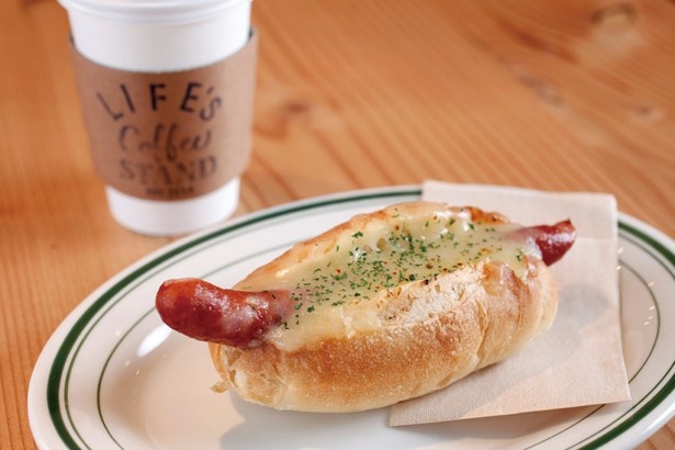 「LIFE's」ではコーヒースタンドも併設されている