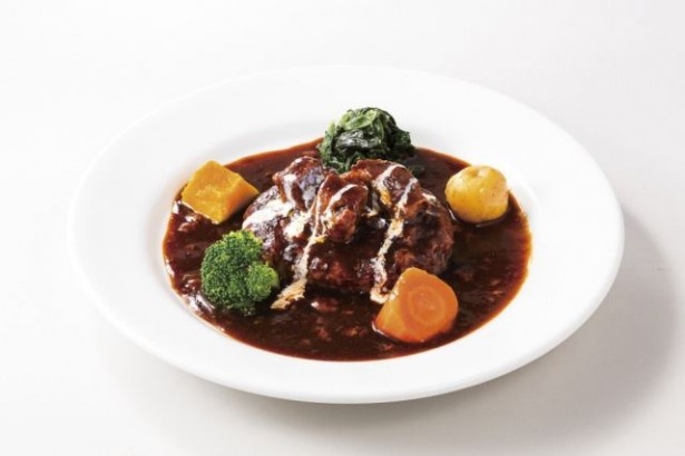 とろけるビーフシチューとジューシーなハンバーグを組み合わせた贅沢な「ビーフシチューハンバーグ」(1186円)が再登場