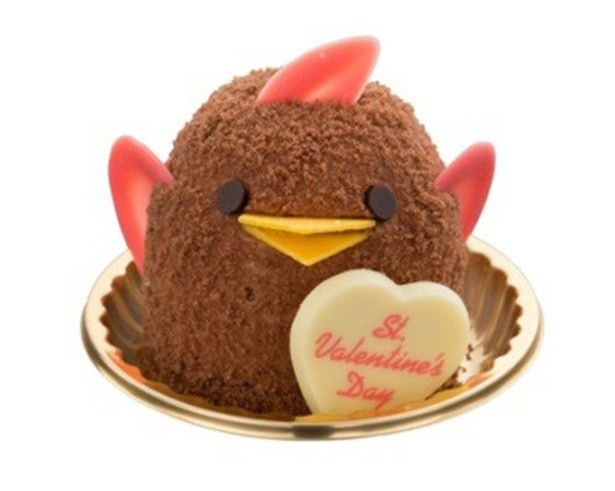 2014年2月1日から14日まで販売された「バレンタインぴよりん」(350円)はココア風味のスポンジをデコレーション