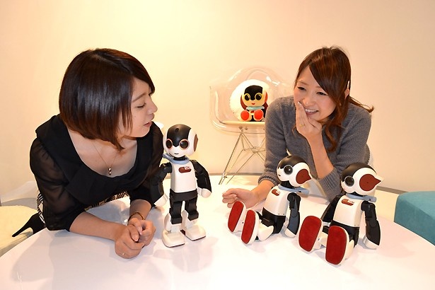 話しかけると、さまざまなリアクションを返してくれる