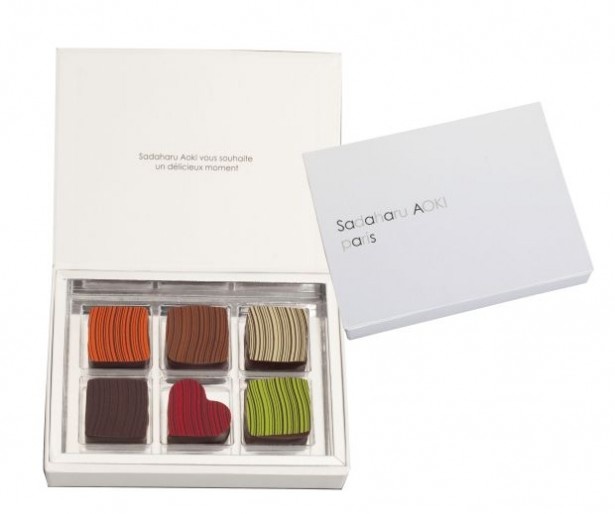 最高級ナッツの香りを楽しめる「セリー ドゥ フリュイ プラリネ(6個入り)」(2916円)。プラリネには、スペイン産アーモンドとイタリア産ヘーゼルナッツを使用