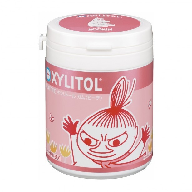 “リトルミイ”バージョンはピンク×ピンクの組み合わせ「ムーミン キシリトールガム(ピーチ)デザインボトルガム」(想定小売価格・税抜760円前後)