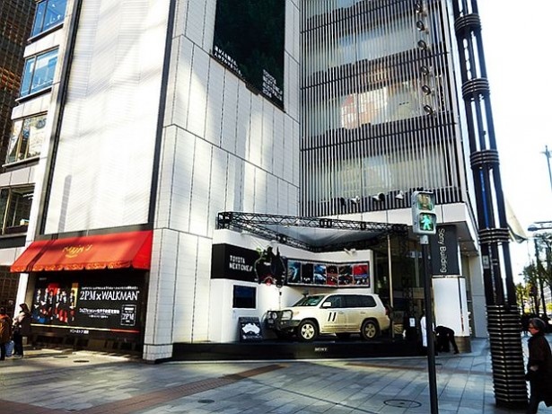 展示されているのは「豪州大陸走破プロジェクト」で実際にオーストラリアを走行したランドクルーザーだ