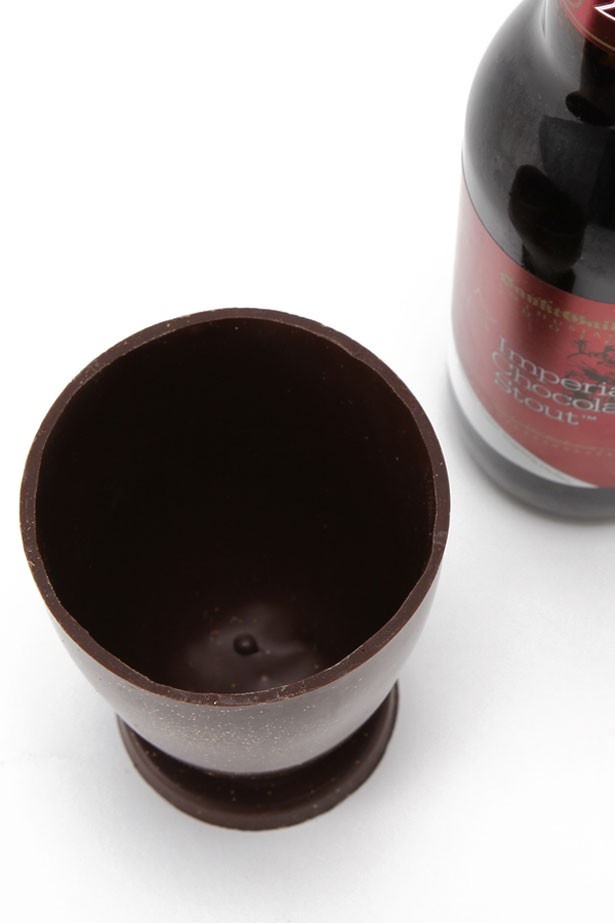 しっかりとした作りの「チョコグラス」は食べごたえもありそうだ