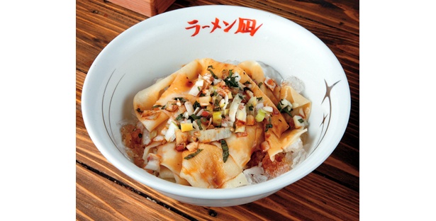 凪オリジナルの「麺刺（めんさし）」（500円）もぜひ味わってみて
