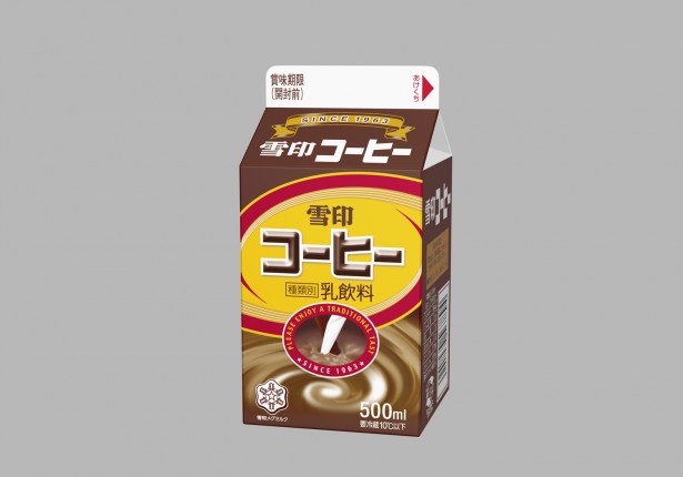 子どもから大人まで楽しめる、変わらないおいしさの｢雪印コーヒー｣(500ml・希望小売価格・税抜110円)。1963年に誕生した伝統の味