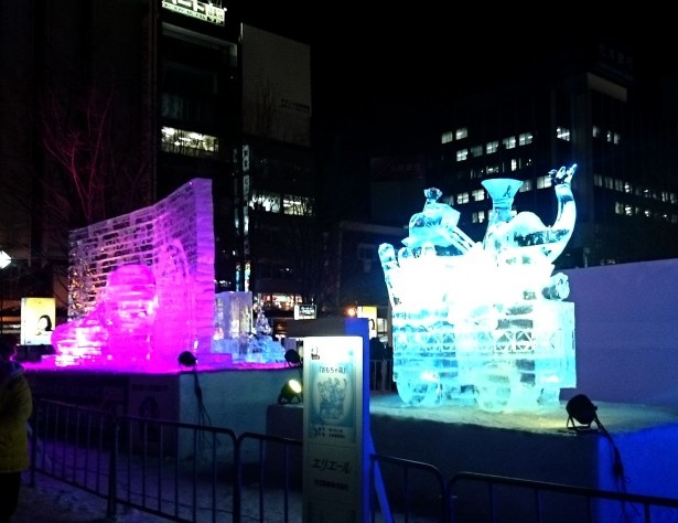 大通公園 2丁目「道新氷の広場」の氷像