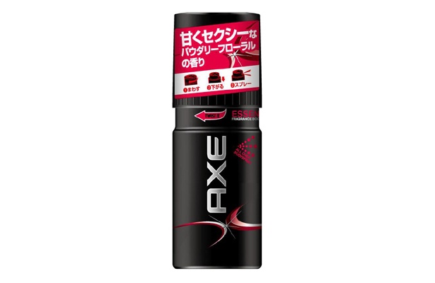 新型「AXE」の「エッセンス」は、甘くセクシーなパウダリーフローラルの香り