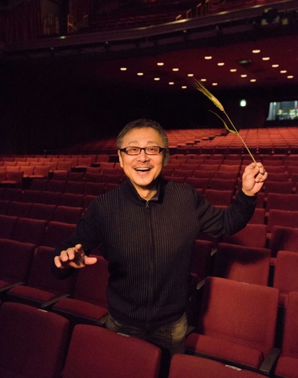 【その1＿4/23（木）～】当日は1人1個、音の出るモノを持参！ 「麦ふみクーツェ」に出演の松尾貴史に直撃！