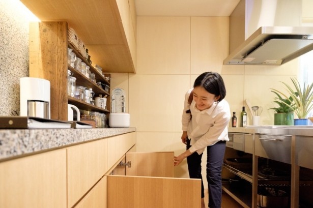 本多さおりさん。整理収納コンサルタント。「私の家の収納は、7割が無印良品です」という収納ワザにファン多数。「片付けたくなる部屋づくり」http://chipucafe.exblog.jp/