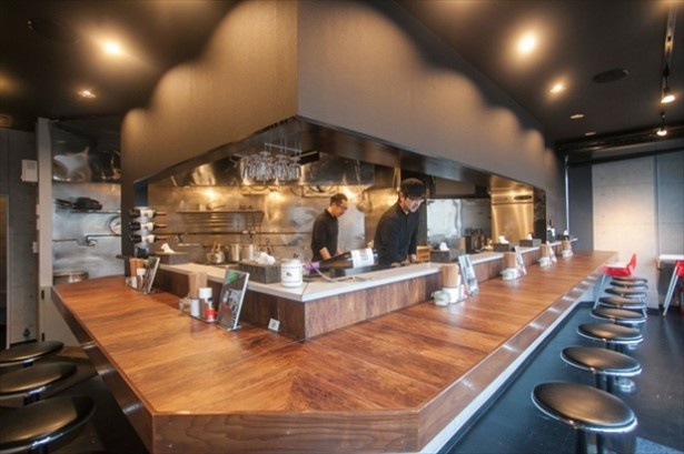 ちゃぶ屋出身の店長による新店、noodle kitchen ミライゑ