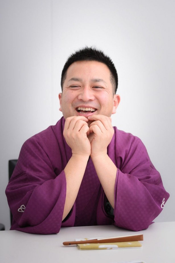 20周年について、「さらにもっと落語を愛して、お客さんに聞いてもらうことを、もう一回初心に戻ってやる、ええ機会になったと思います」と吉弥