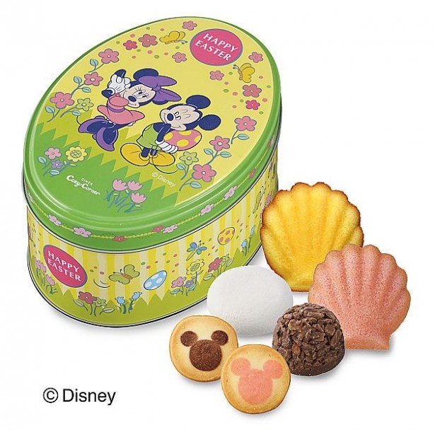 「イースターギフト缶・ディズニー(6種12個入)」(1296円)は、ミッキーとミニーをデザインした缶がキュート！シルエット柄クッキーや、マドレーヌなどの焼き菓子がセットになっている