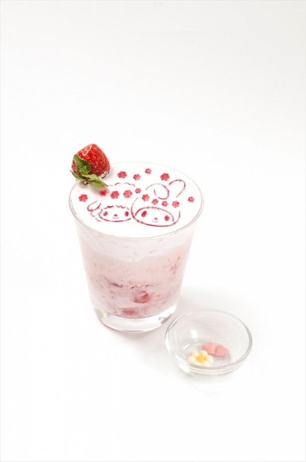 イチゴのコンフィがとろける！「いちごミルク」(税抜780円)
