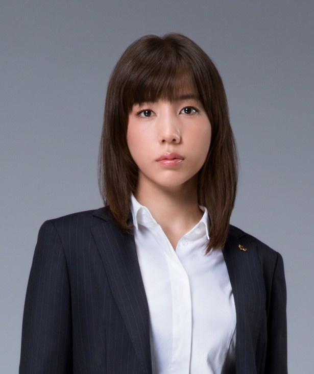 WOWOWの連続ドラマW「テミスの求刑」で主演を務める仲里依紗