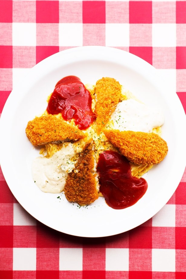 東京洋食屋 神田グリルの「ハントンライス」(税抜1220円)。金沢で人気のご当地グルメを東京でも楽しめる