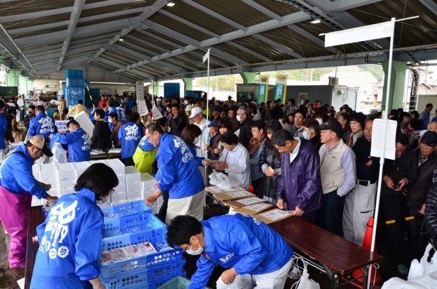 行列のできるほどお値打ちなイベント、お見逃しなく！