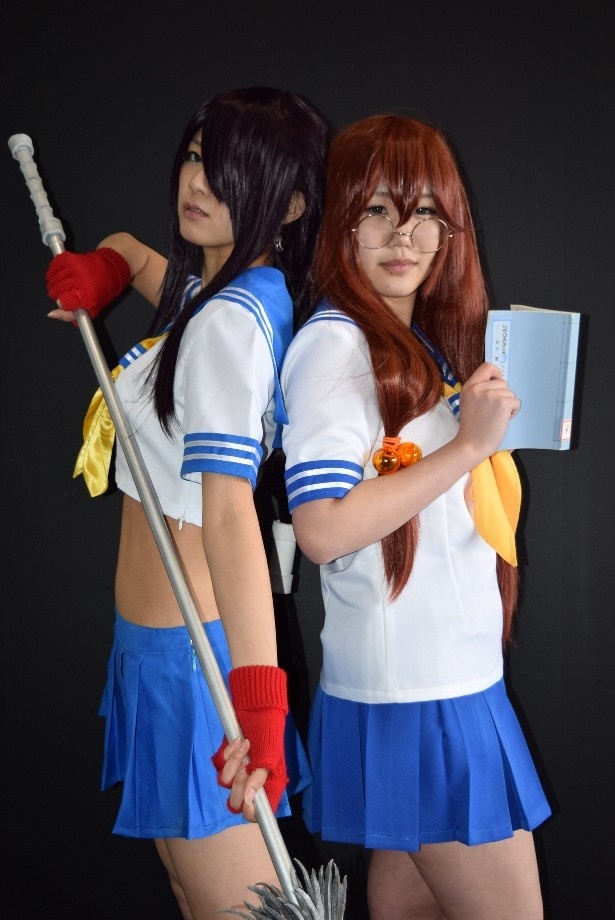 写真左より、「一騎当千」の関羽(コスプレネーム＝猫塚みあん)と劉備(コスプレネーム＝犬塚和音)