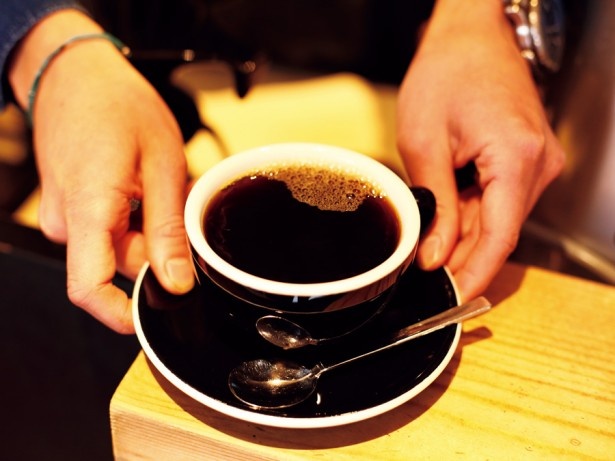 BE A GOOD NEIGHBOR COFFEE KIOSK SENDAGAYAの「ドリップコーヒー(S)」(280円)は、3種類から豆を選べる