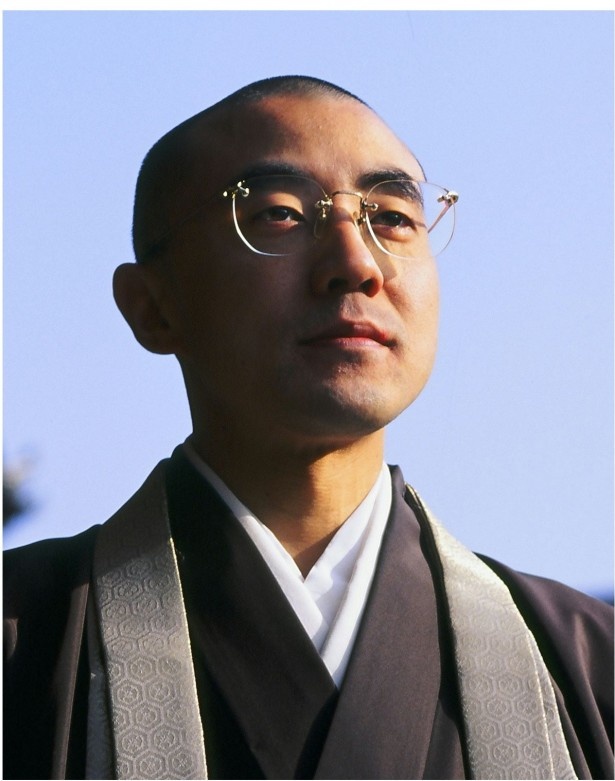 平等院住職・神居文彰氏。(財)美術院監事、(学)埼玉工業大学理事なども務める