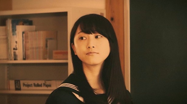CMはセリフなしのため、松井玲奈の表現力を堪能できる