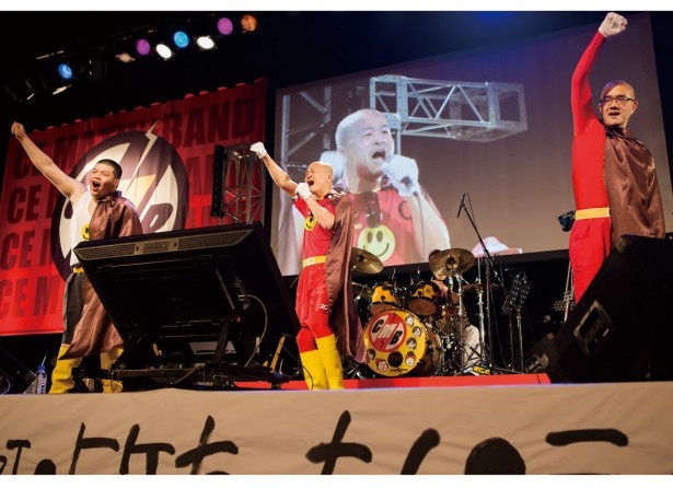 伏木パンマンらパンマンズが長渕剛の曲を熱唱