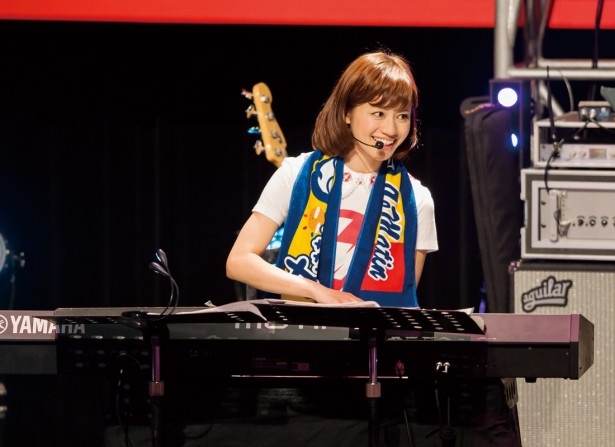 キーボードの、お天気キャスター斉藤雪乃さん