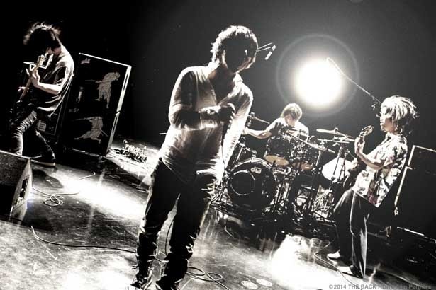 「THE BACK HORN」