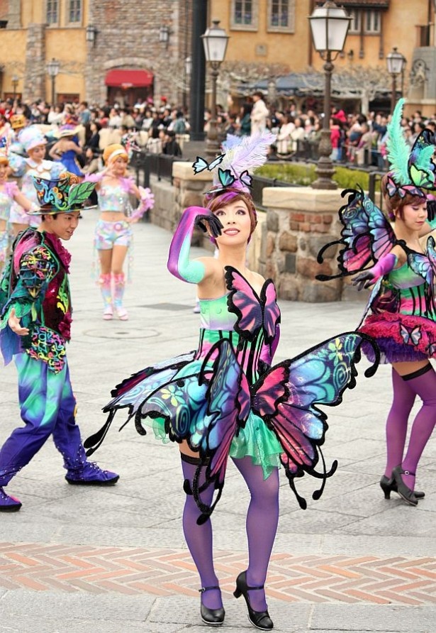 「ファッショナブル・イースター」は春の輝きにあふれた美の祝祭